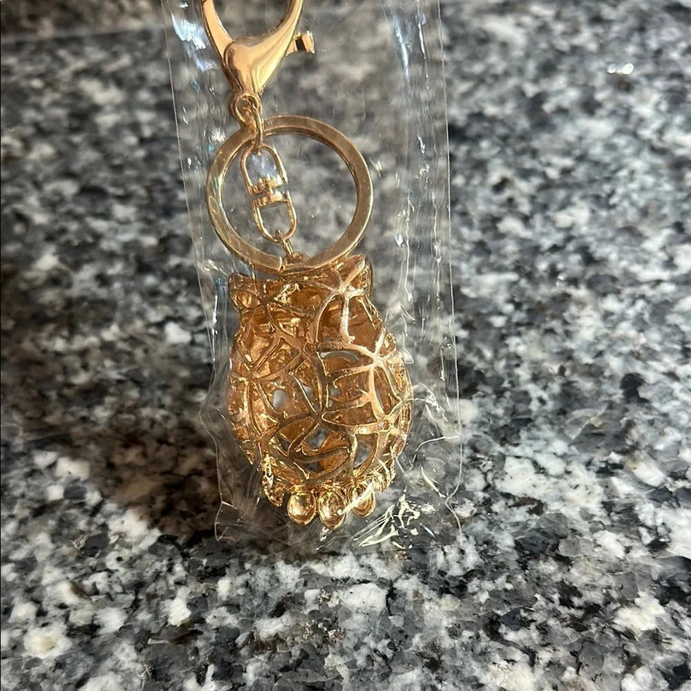 Gold and Cream Fashion Owl Keychain